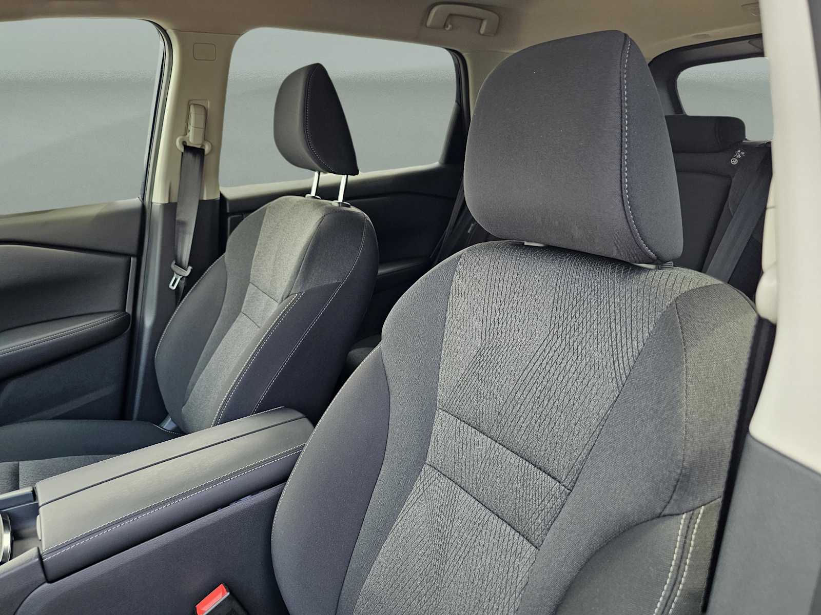 2026 Nissan Rogue SV photo 16