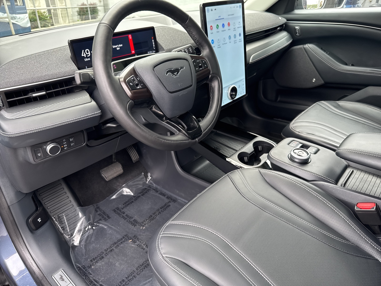 2021 Ford Mustang Mach-E Premium photo 36