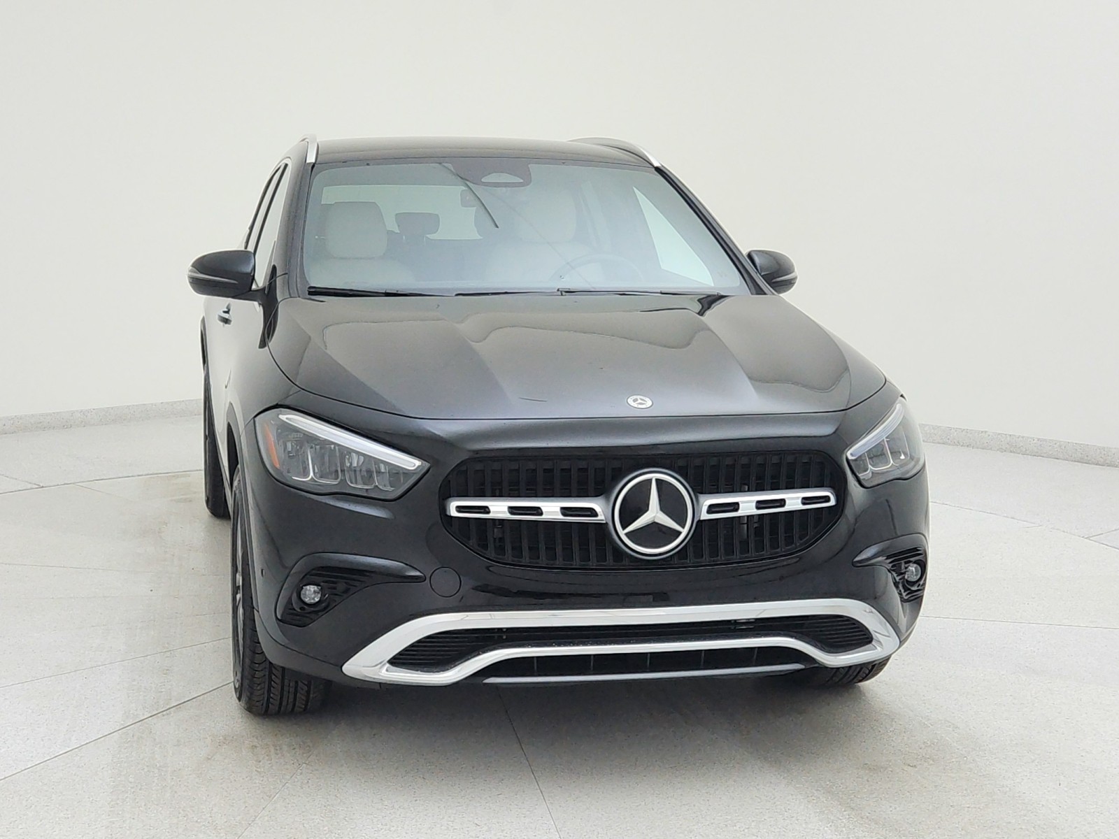 Certified Used 2025 Night Black Mercedes-Benz GLA 250 image 2