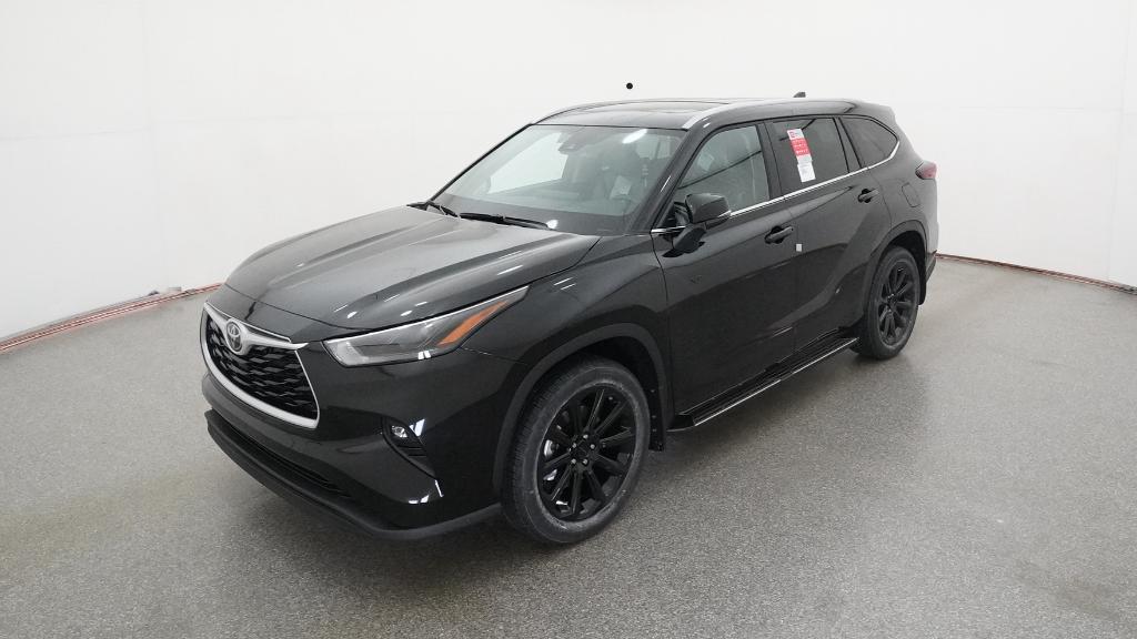 2026 Toyota Highlander XLE's photo