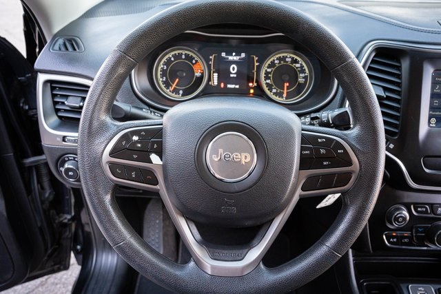 2019 Jeep Cherokee Latitude photo 16