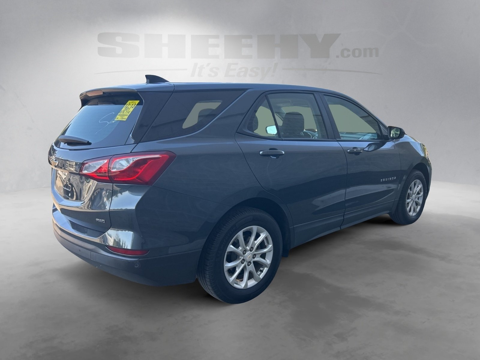 2021 Chevrolet Equinox LS photo 11