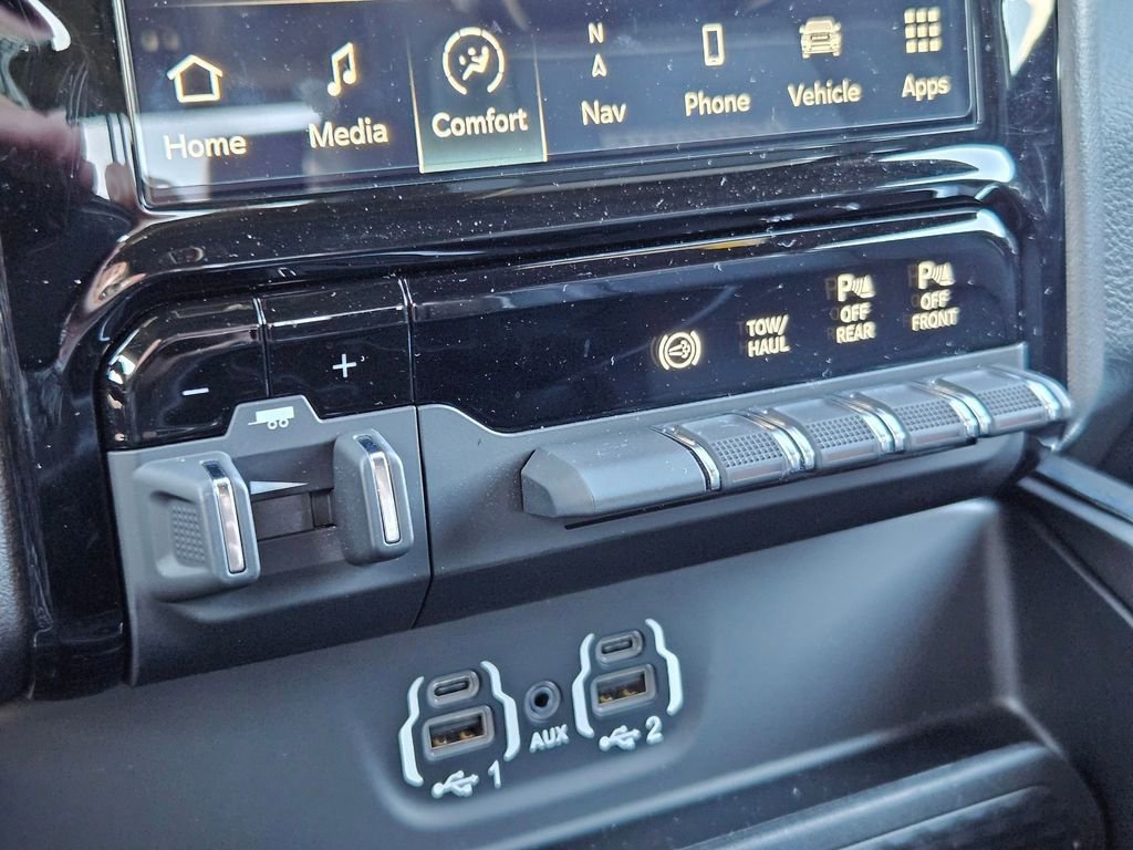 2024 Ram 2500 Laramie photo 24