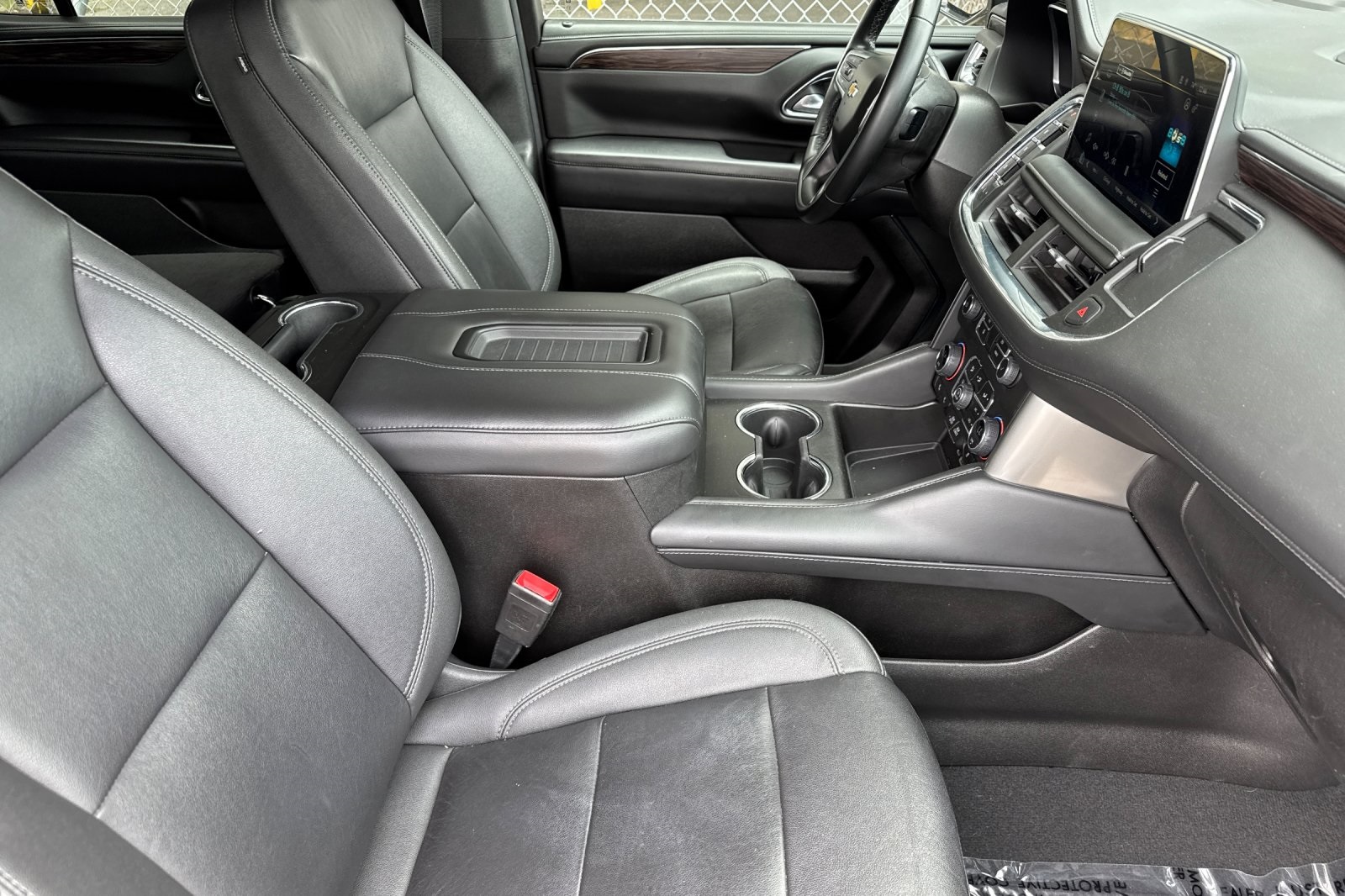 2023 Chevrolet Tahoe LT photo 16