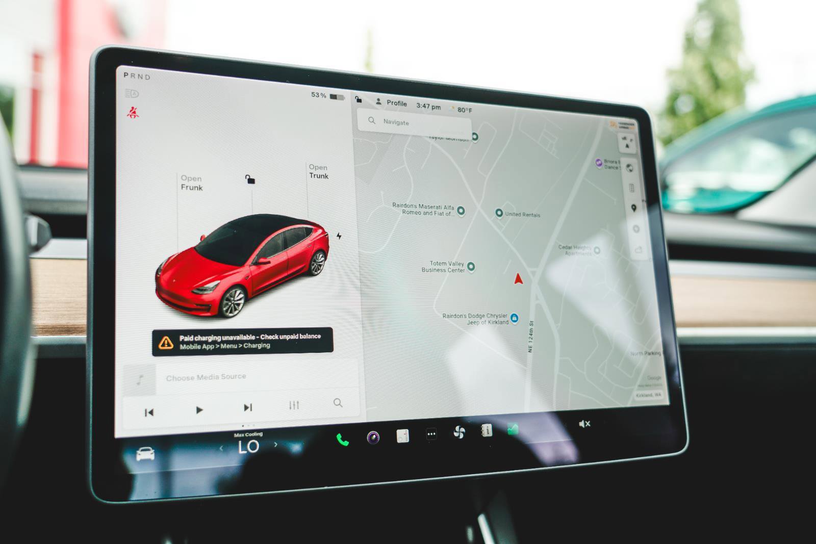 2018 Tesla Model 3 Long Range photo 25