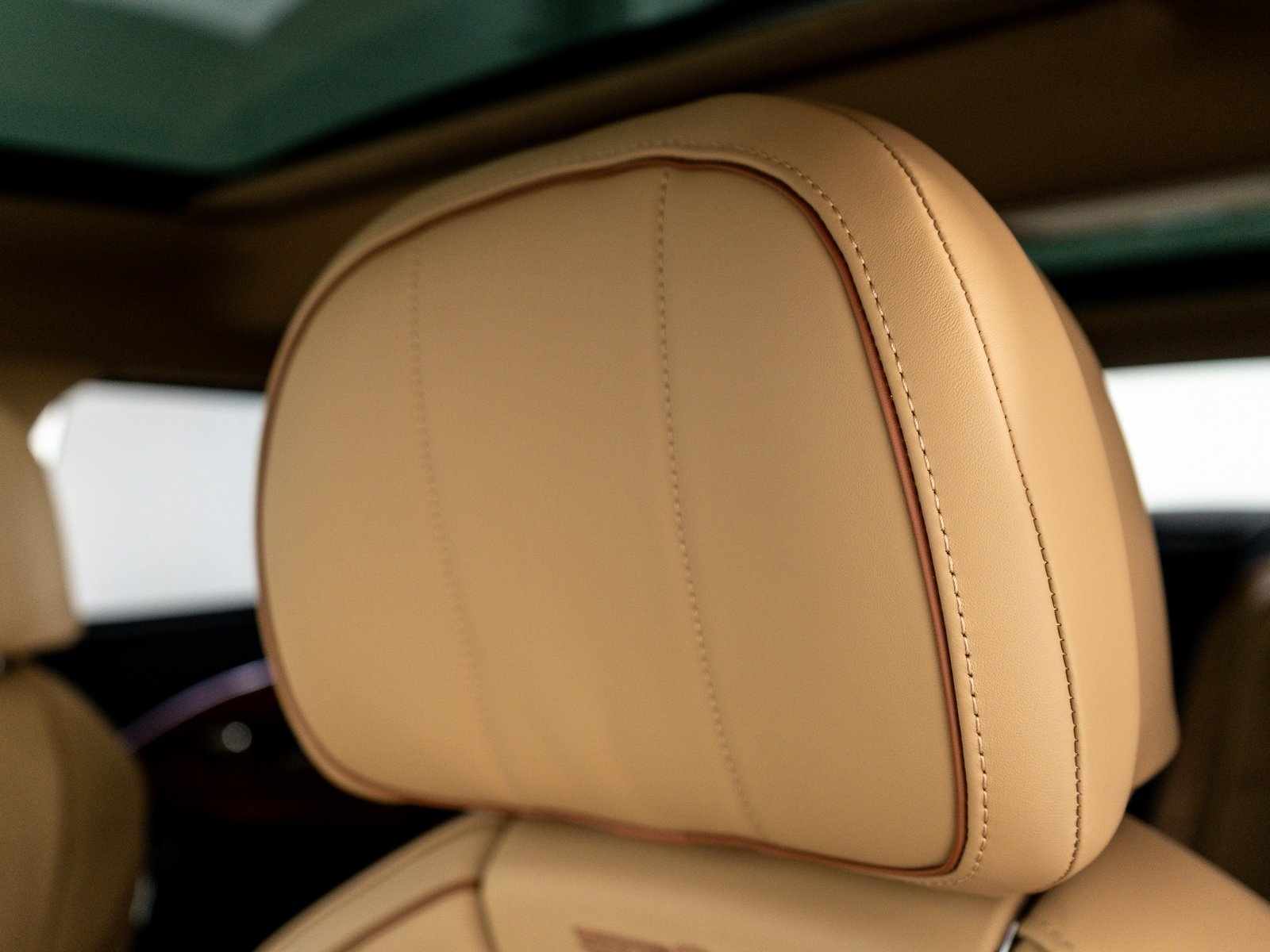 2025 Bentley Flying Spur Mulliner photo 14