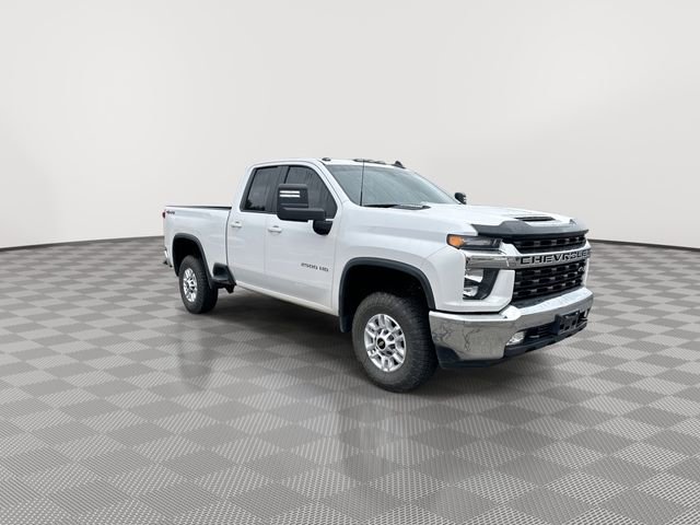2022 Chevrolet Silverado 2500HD photo 2