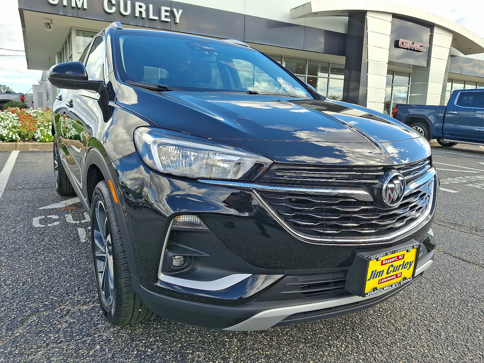 2022 Buick Encore Select photo 2