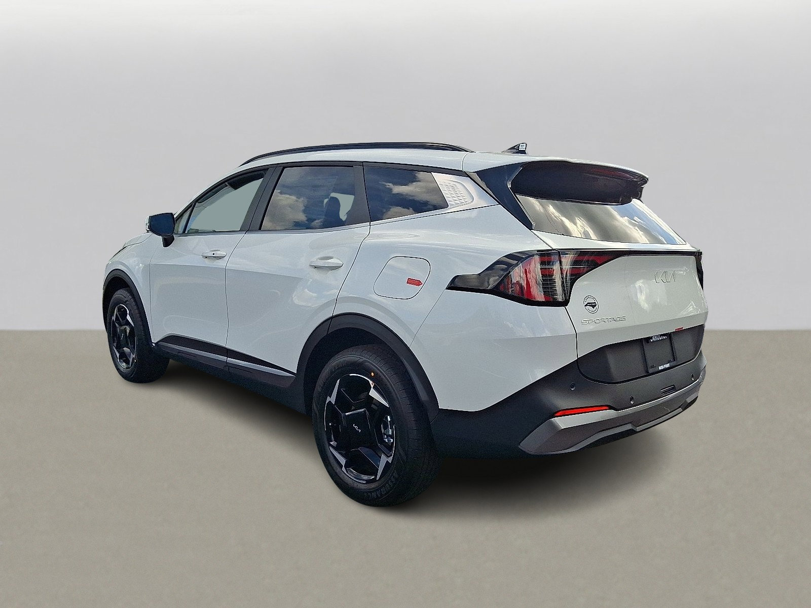 2026 Kia Sportage Hybrid EX photo 3