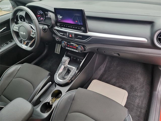 2023 Kia Forte GT-Line photo 19
