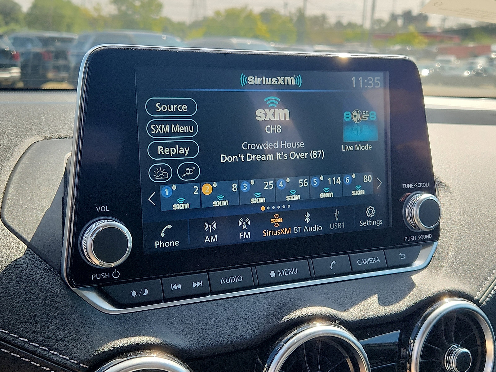2025 Nissan Sentra SV photo 11