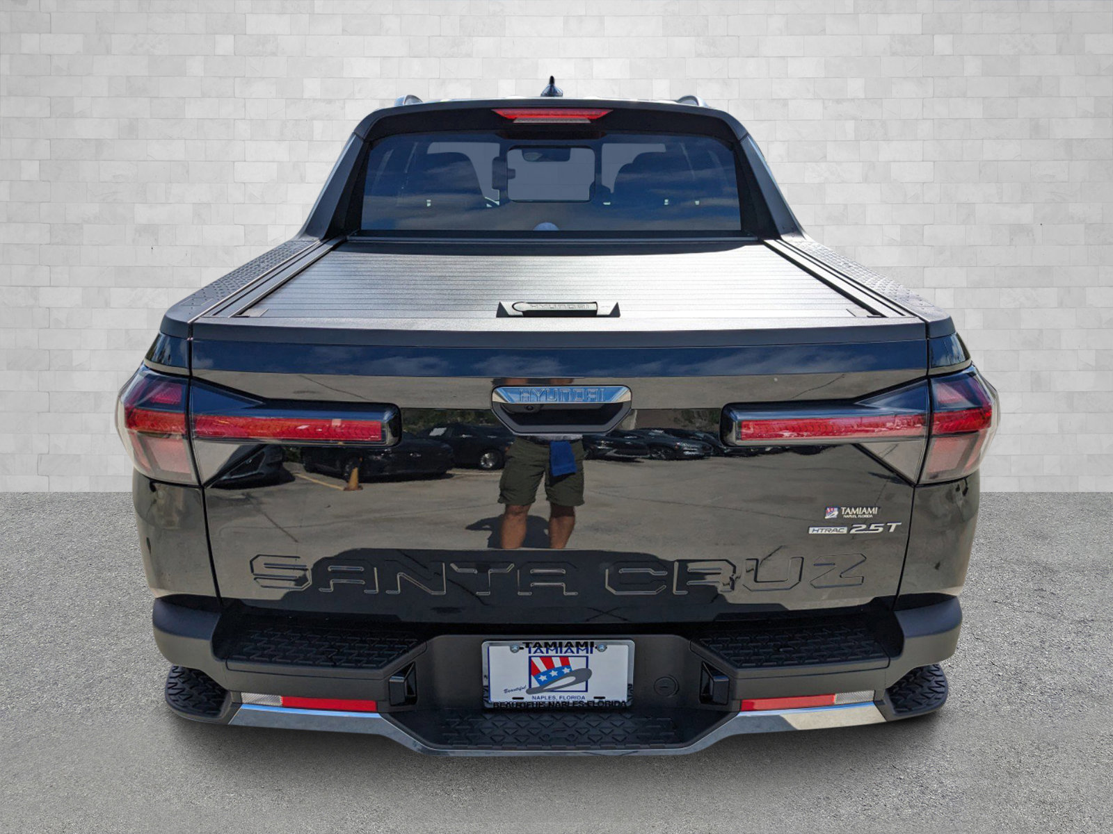 2024 Hyundai Santa Cruz Limited photo 3