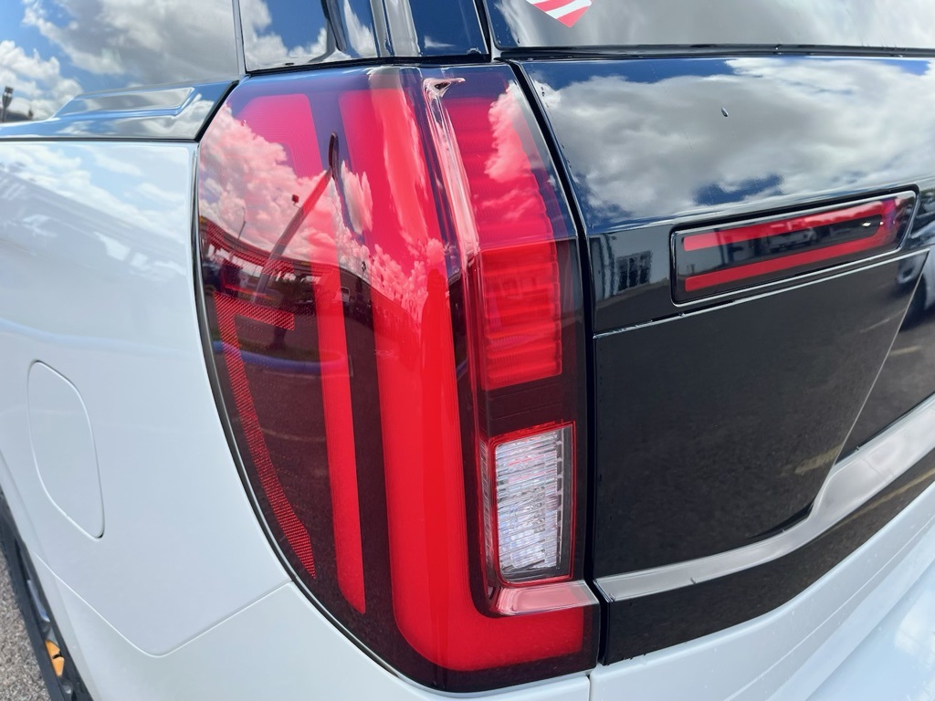 2025 Ford Expedition photo 7