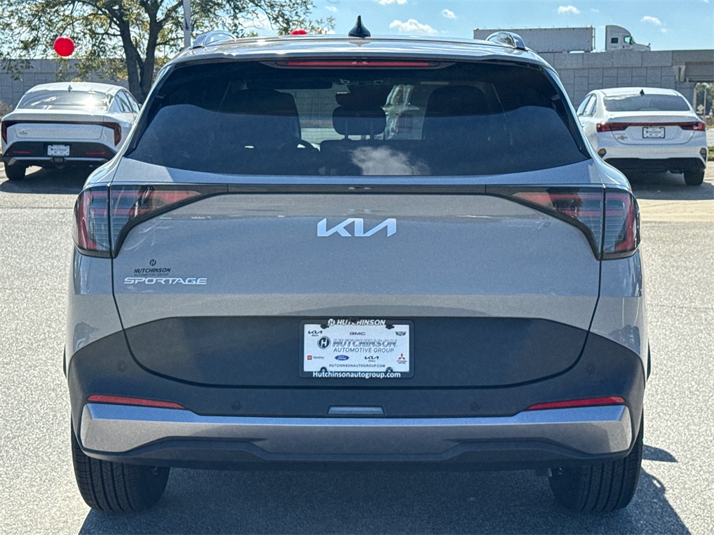 2026 Kia Sportage EX photo 4