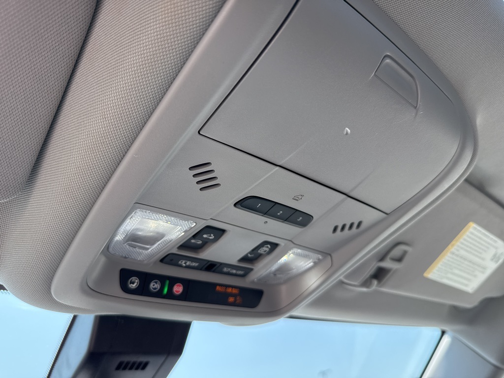 2024 Gmc Terrain SLT photo 25
