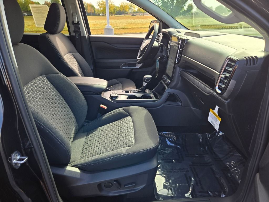 2025 Ford Ranger XLT photo 5
