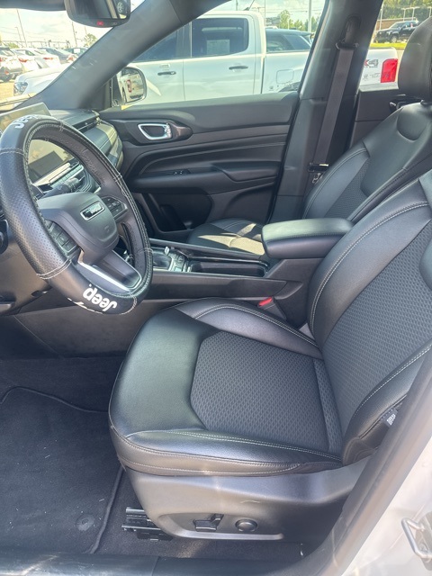 2024 Jeep Compass Latitude photo 10