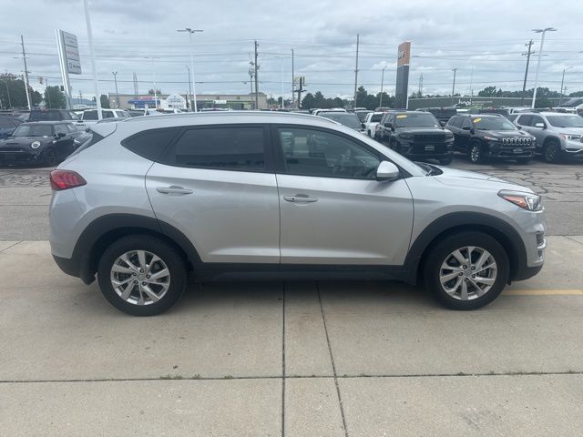 2020 Hyundai Tucson Value photo 2