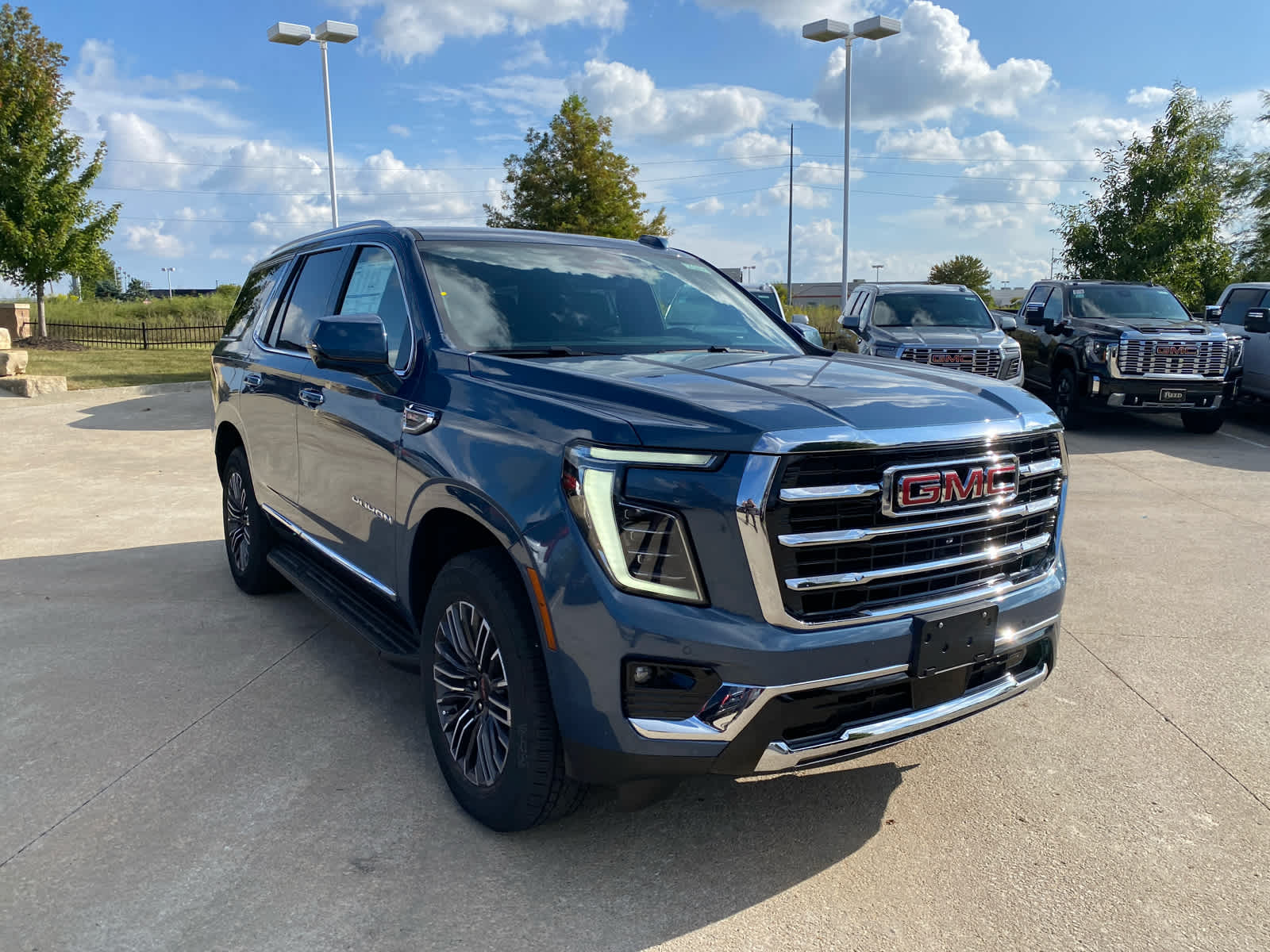 2026 Gmc Yukon photo 3