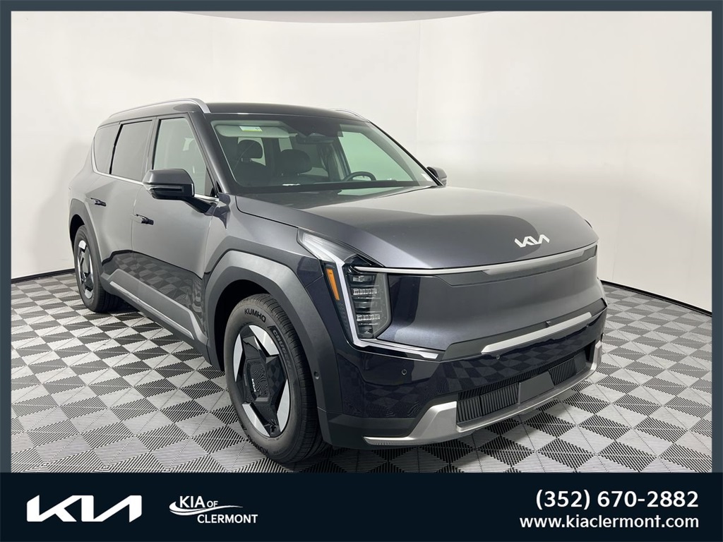 2026 Kia EV9 Light L/R's photo