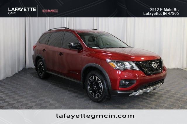 2020 Nissan Pathfinder SL's photo