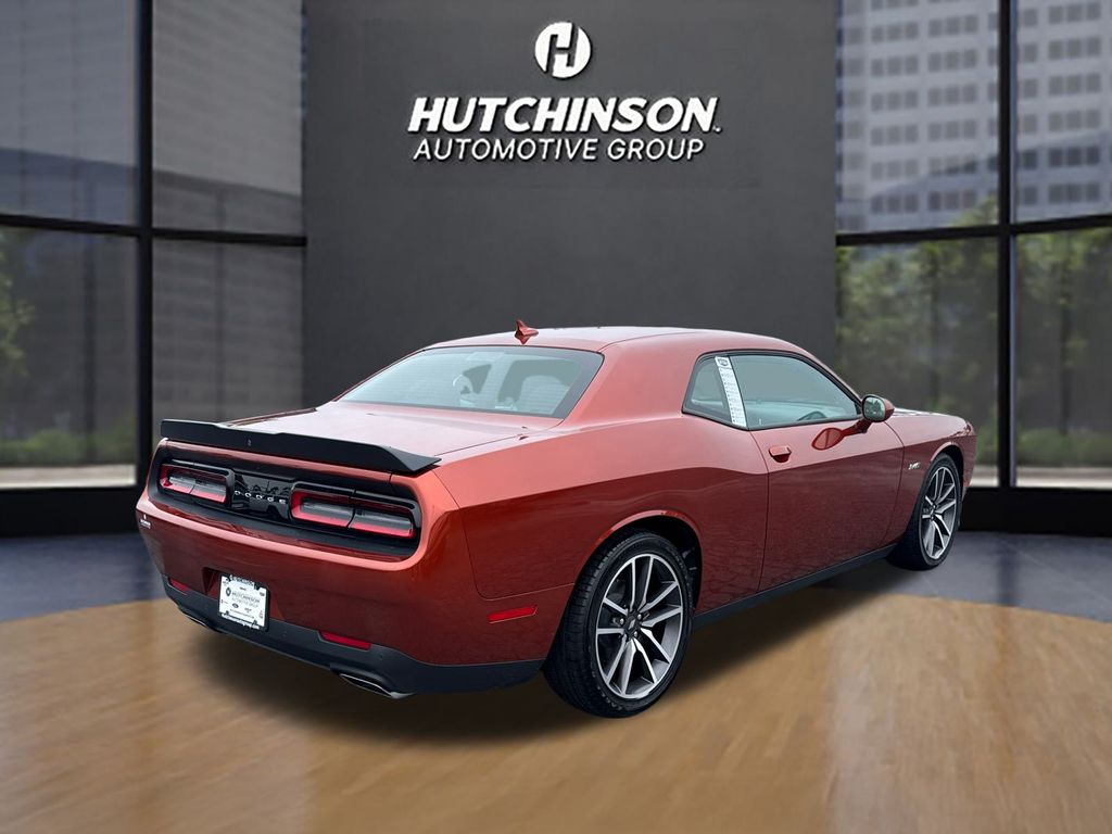 2023 Dodge Challenger R/T photo 3