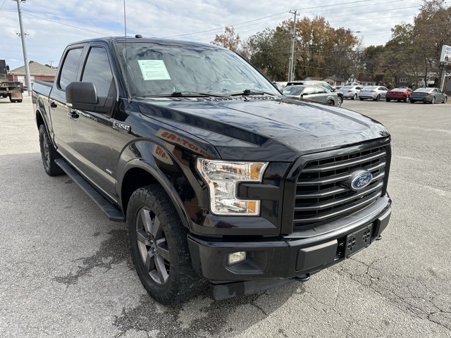 2017 Ford F-150 XLT photo 4