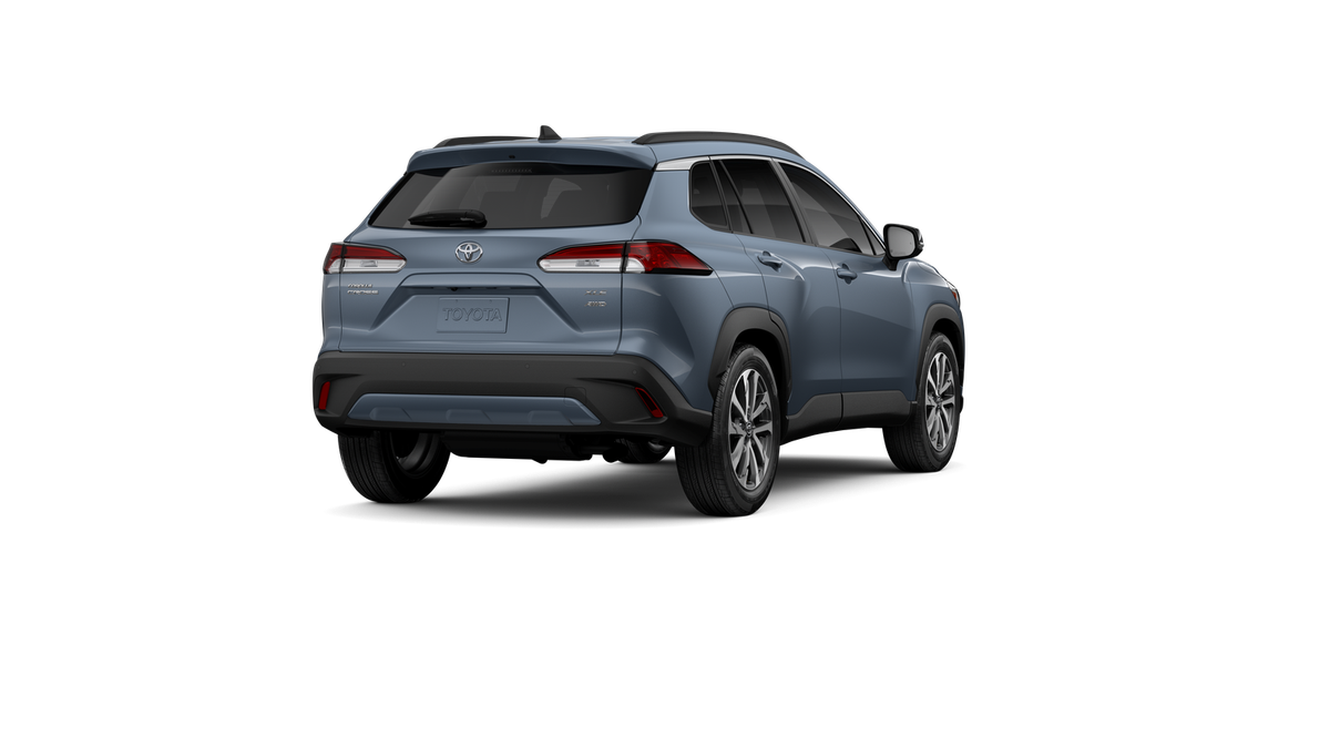 2025 Toyota Corolla Cross XLE photo 9
