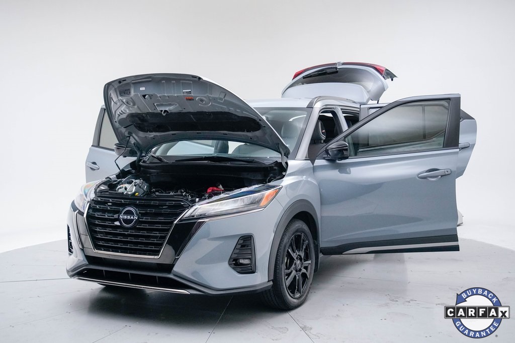 2022 Nissan Kicks SR photo 29