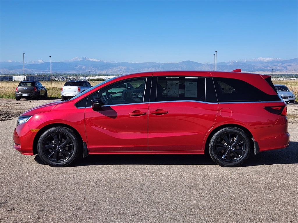 2024 Honda Odyssey Sport photo 2