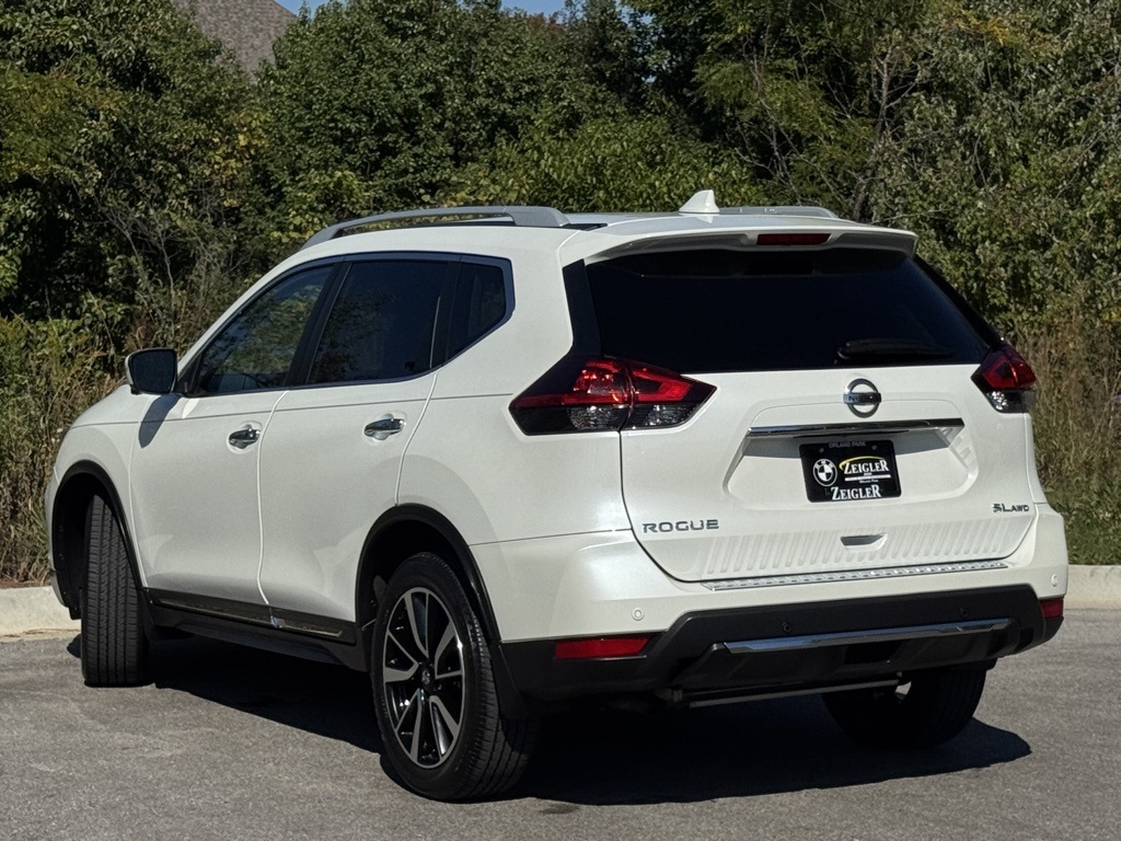 2019 Nissan Rogue SL photo 4