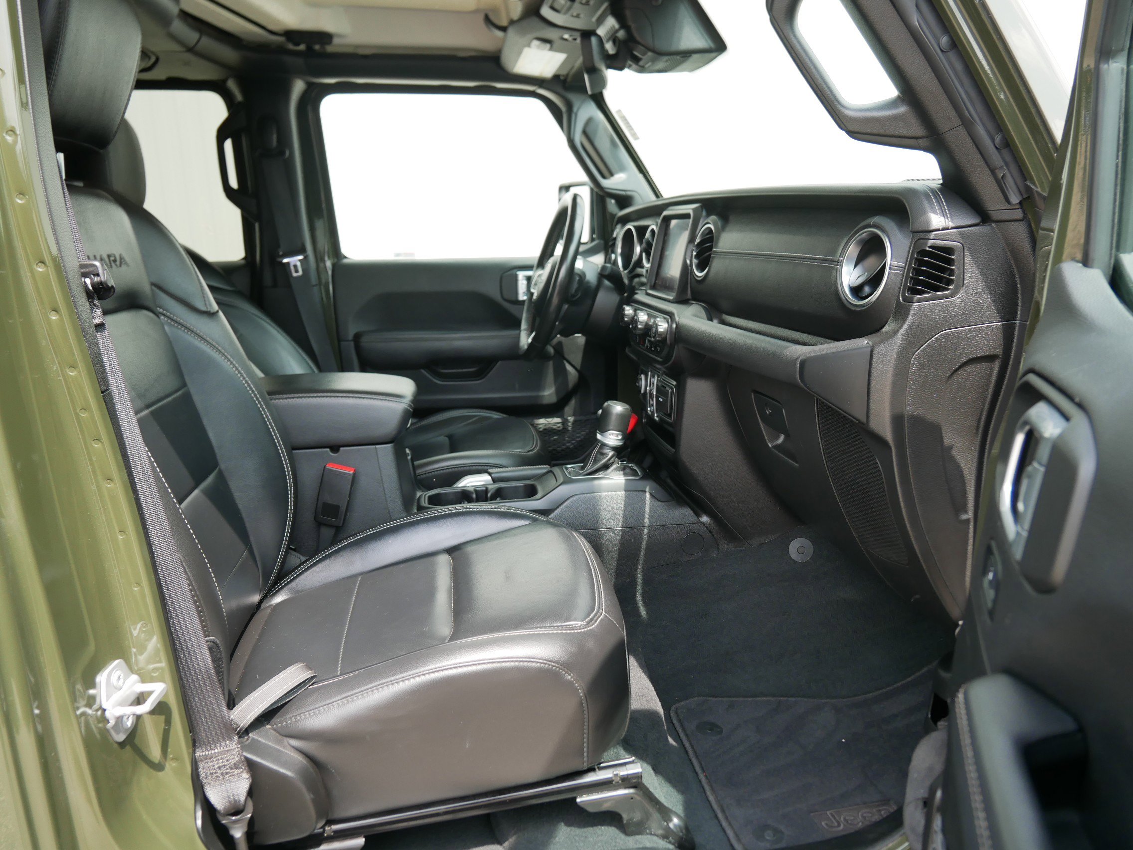 2022 Jeep Wrangler 4xe Unlimited Sahara photo 14