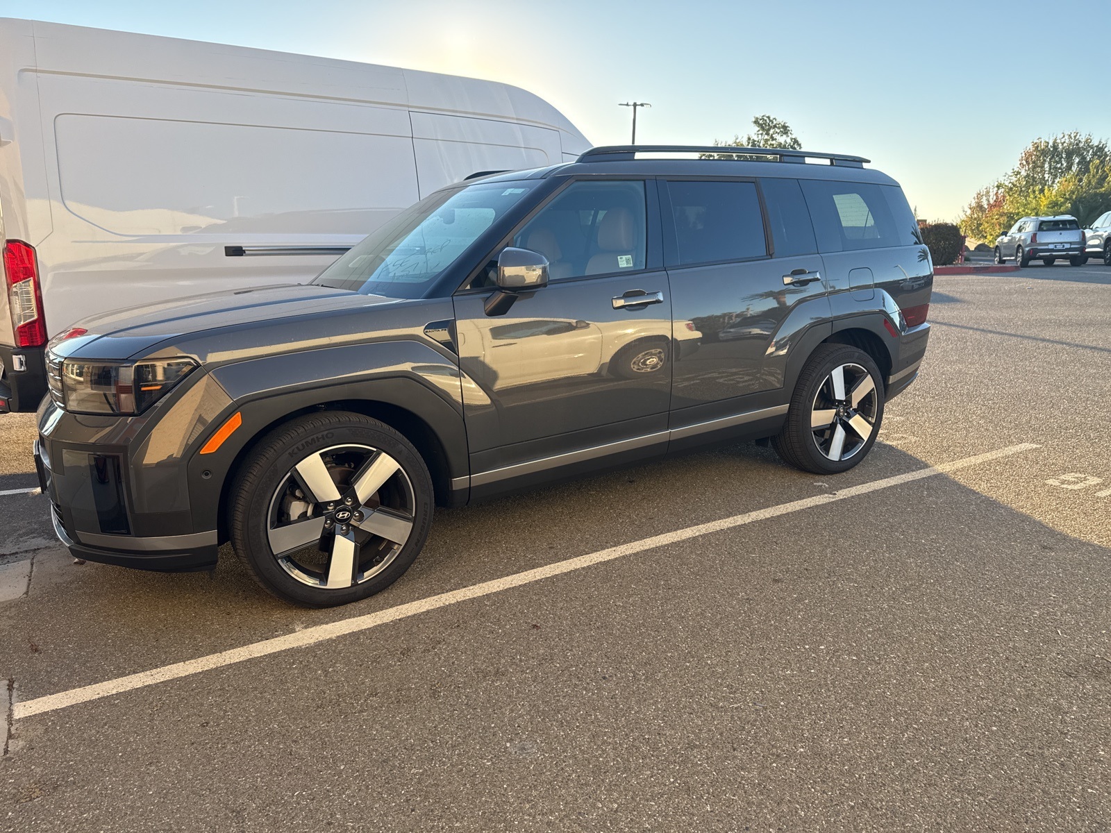 2025 Hyundai Santa Fe Limited photo 4