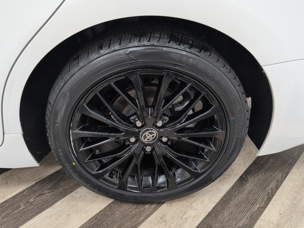 2021 Toyota Camry SE photo 4