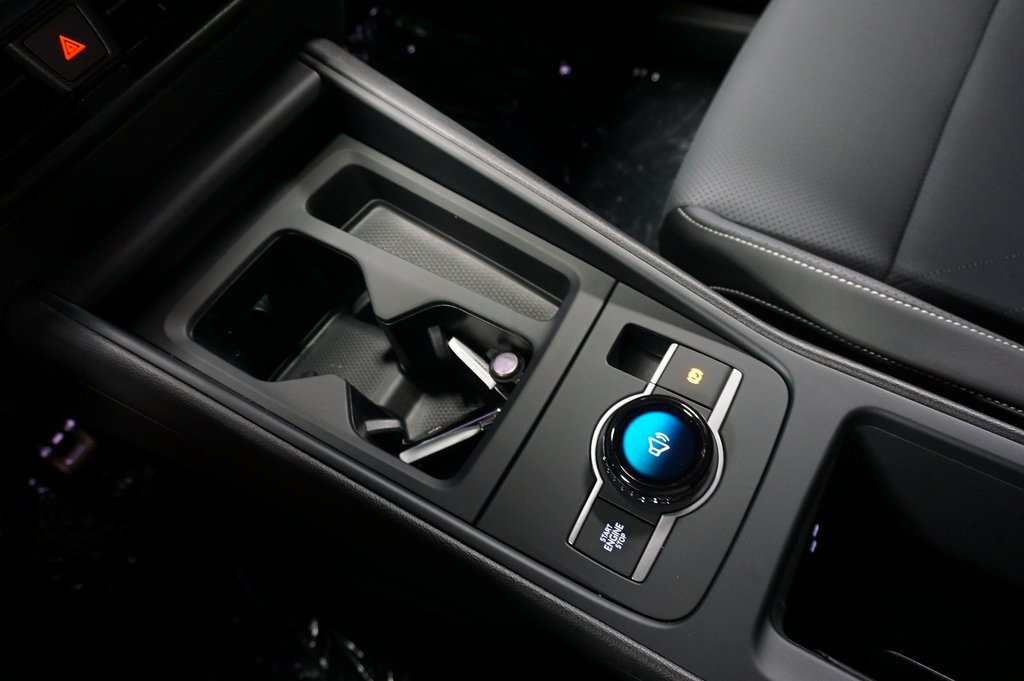2025 Volkswagen Tiguan SE R-Line Black photo 16