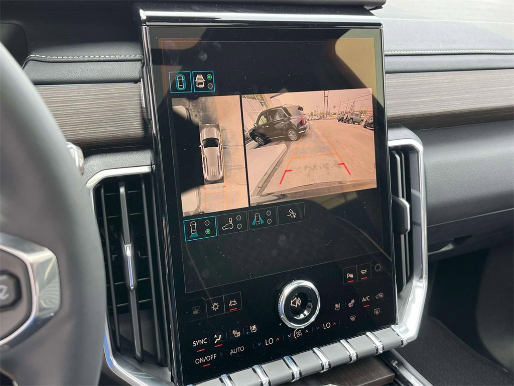 2026 Gmc Acadia Denali photo 29