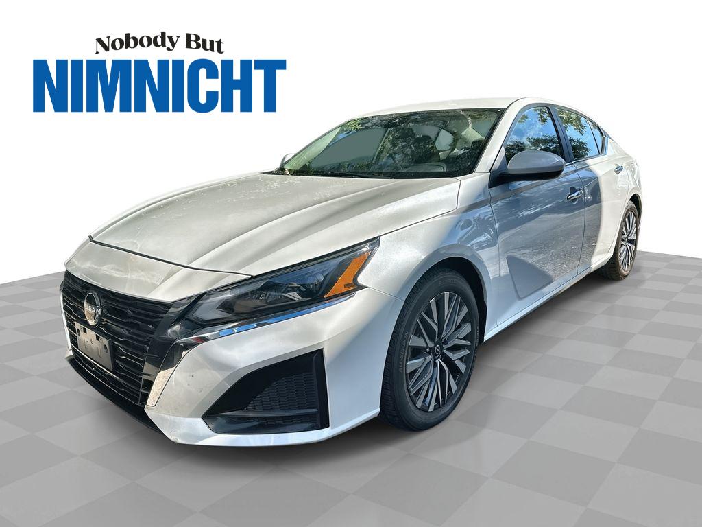 2023 Nissan Altima SV