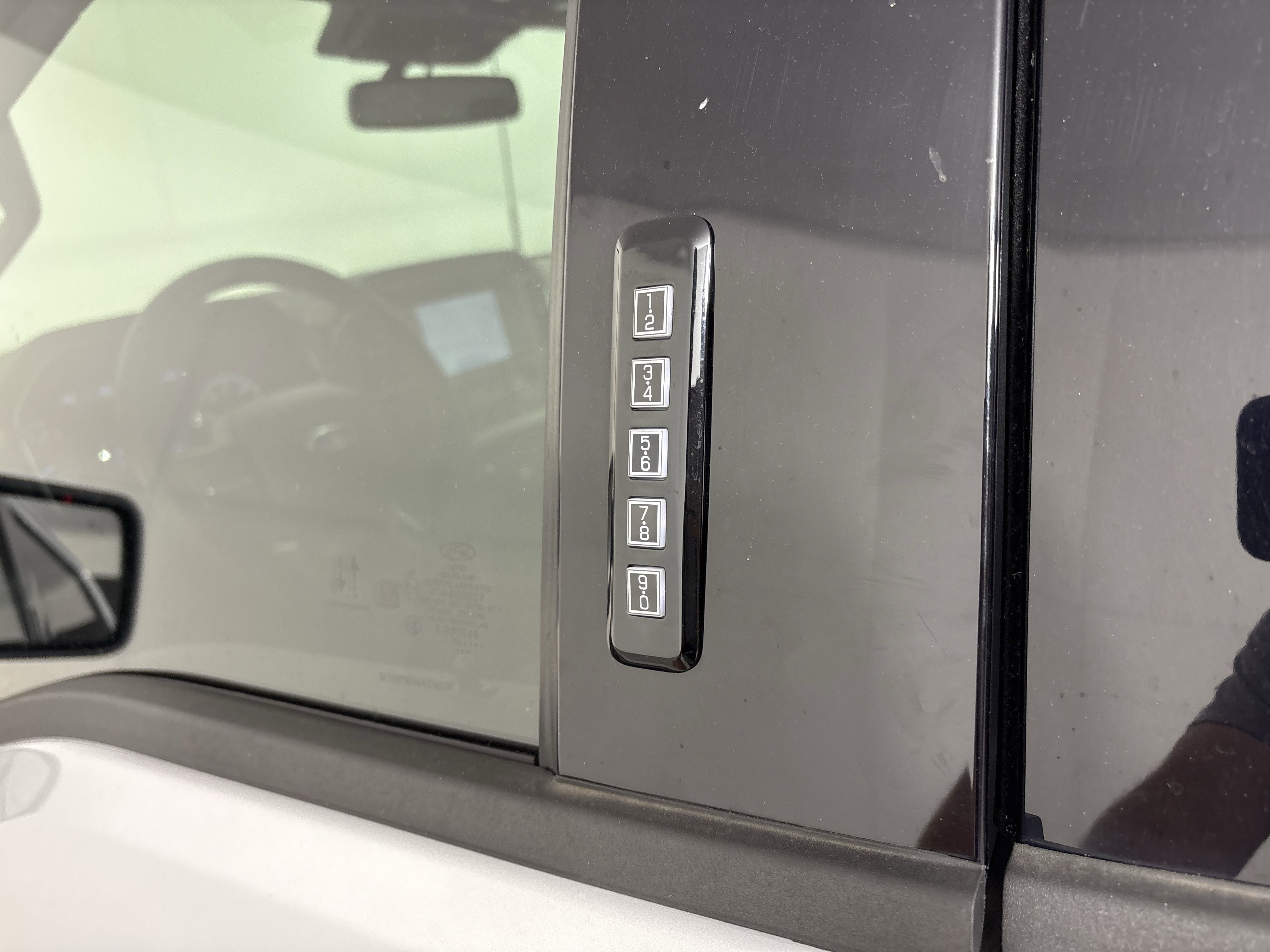 2023 Ford F-150 XLT photo 14