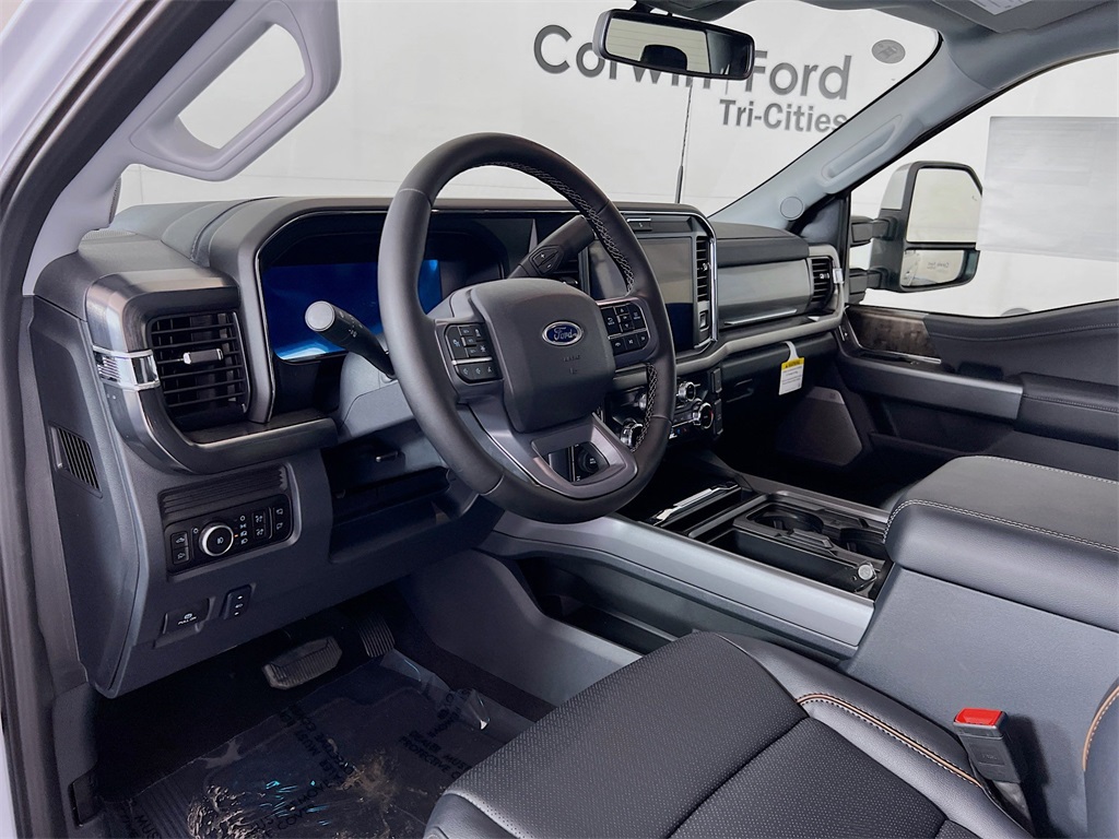 2026 Ford F-250 photo 2