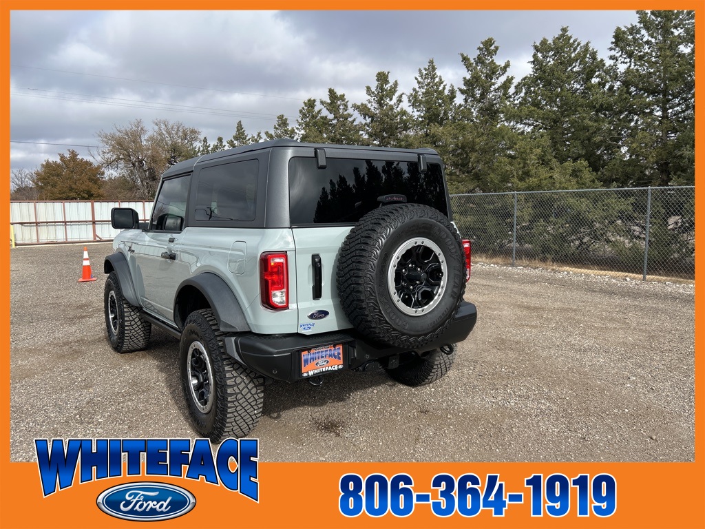 2021 Ford Bronco Black Diamond photo 3