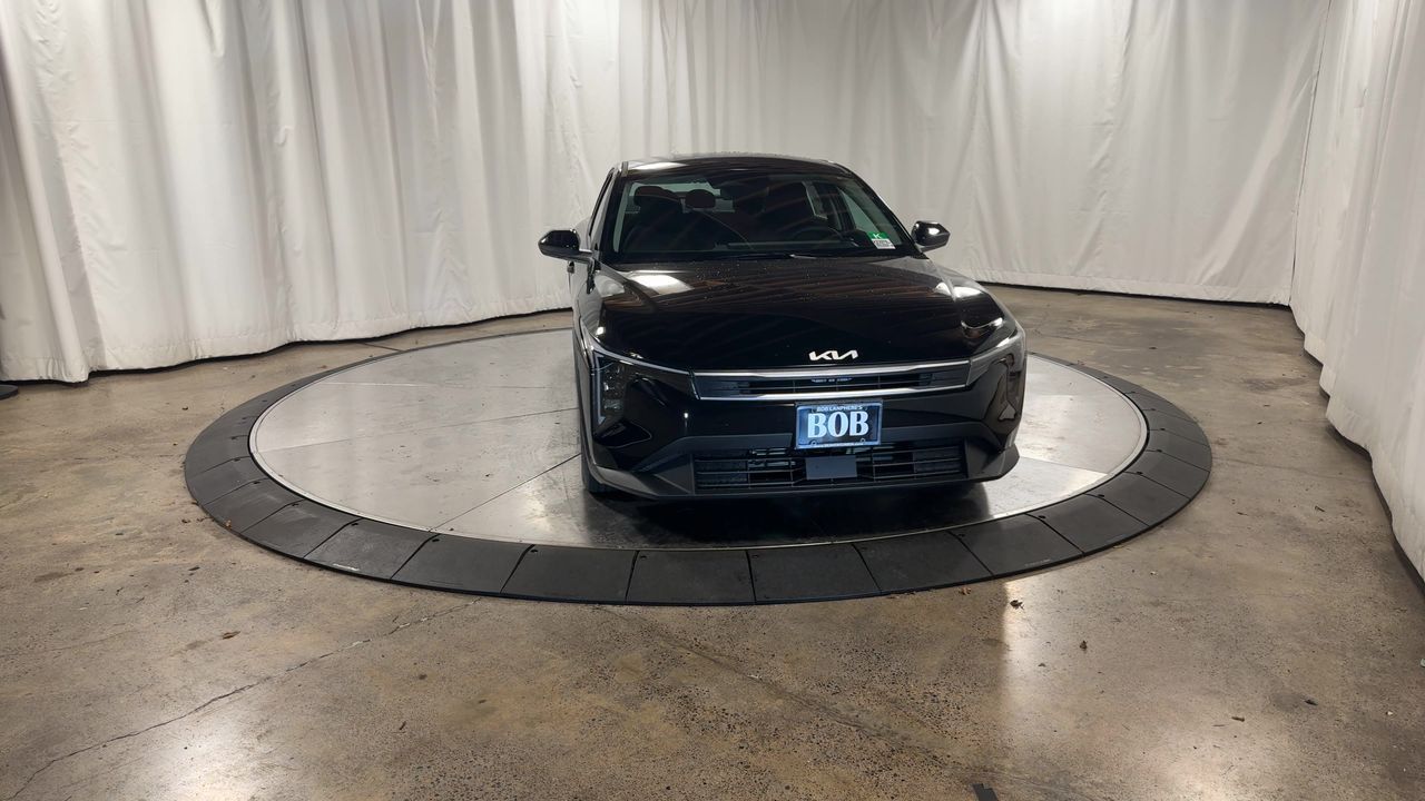 2025 Kia K4 LXS photo 4