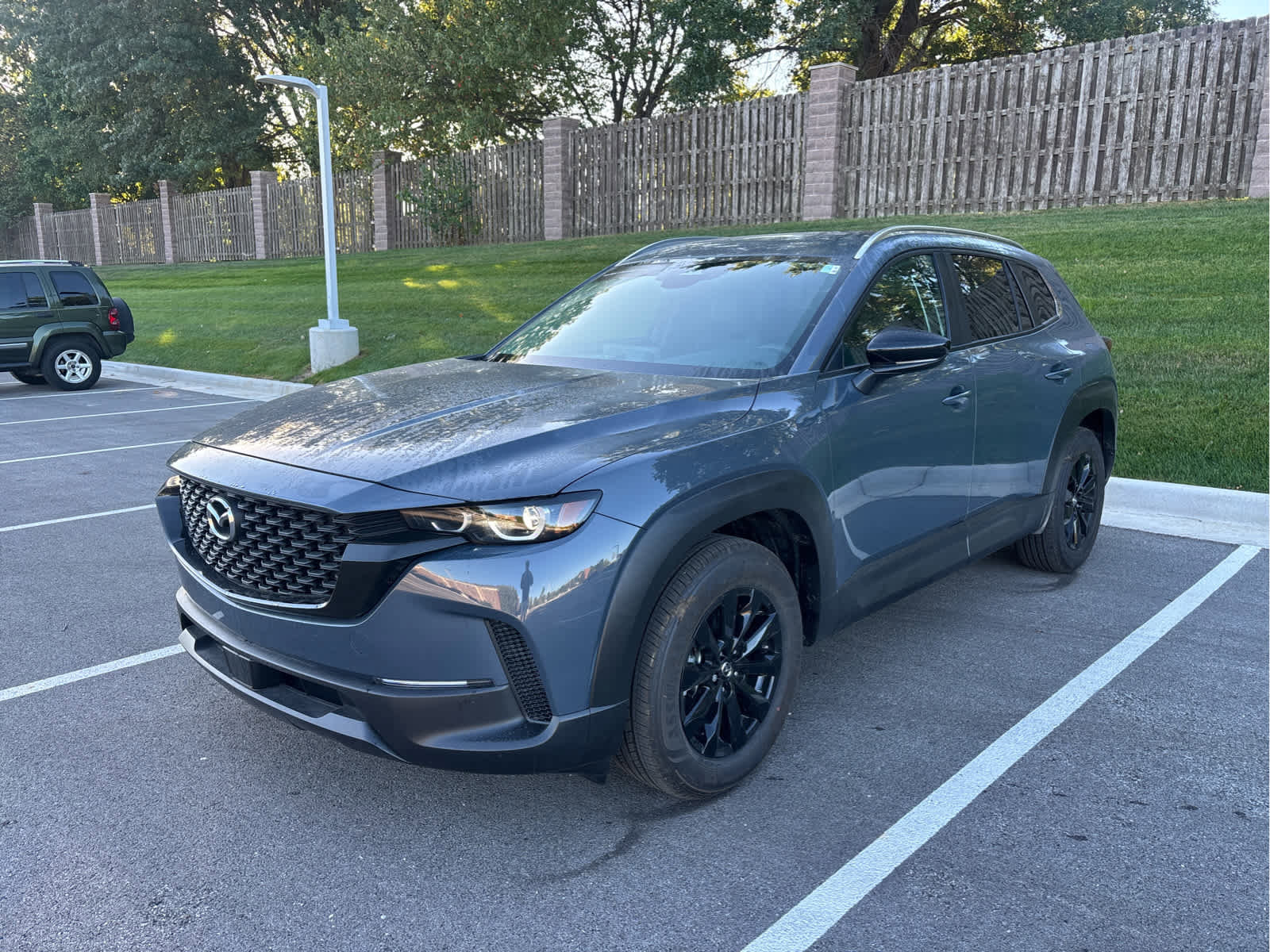2025 Mazda CX-50 2.5 Select photo 2