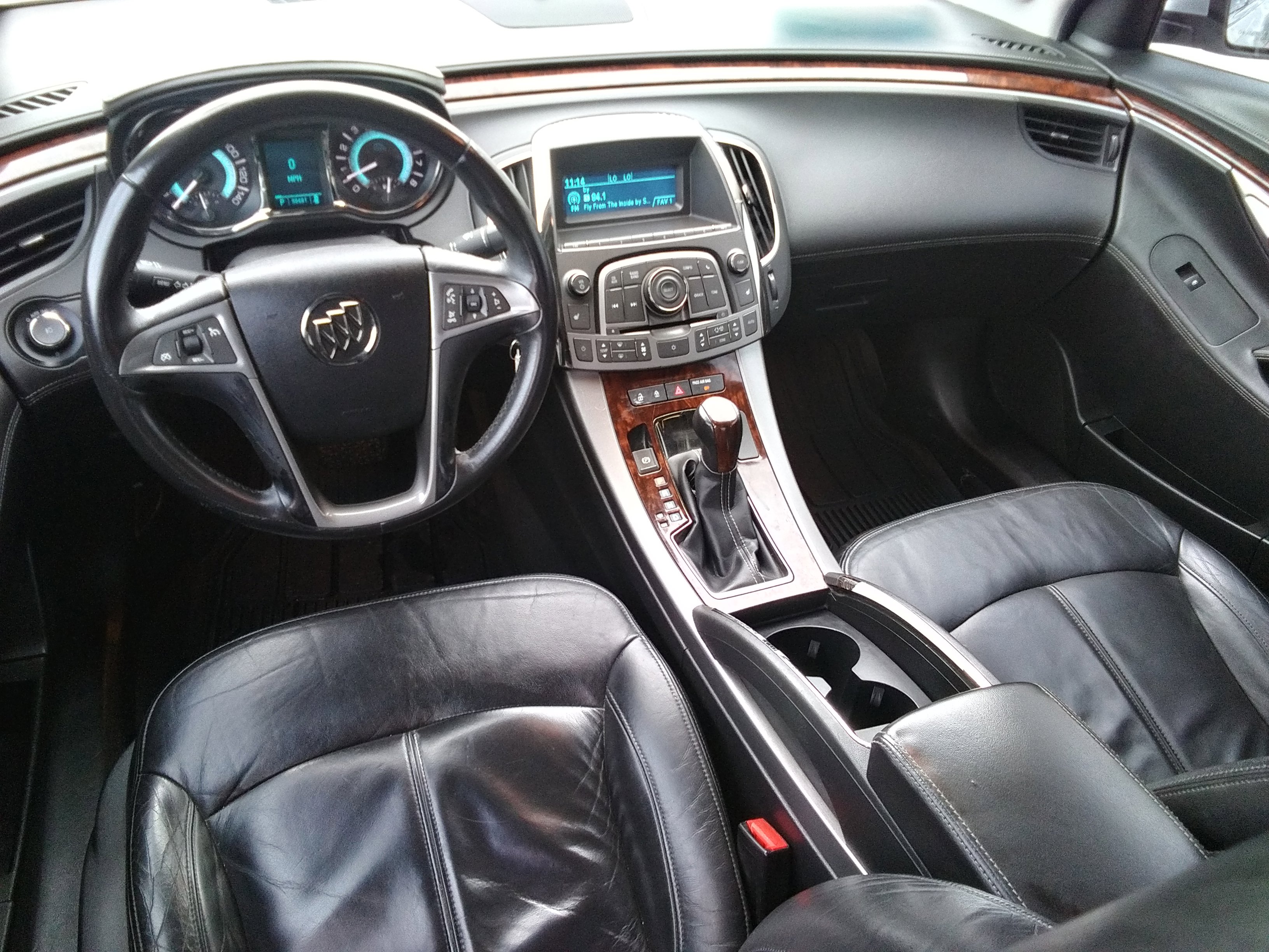 2011 Buick LaCrosse CXL photo 10