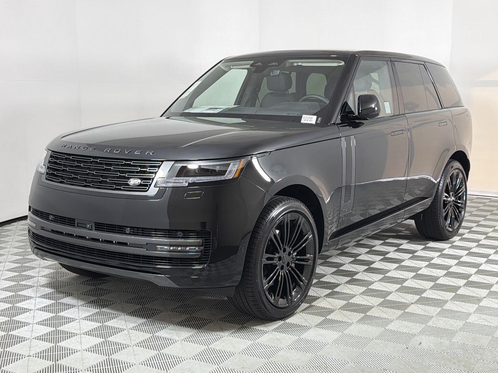 2026 Land Rover Range Rover SE's photo