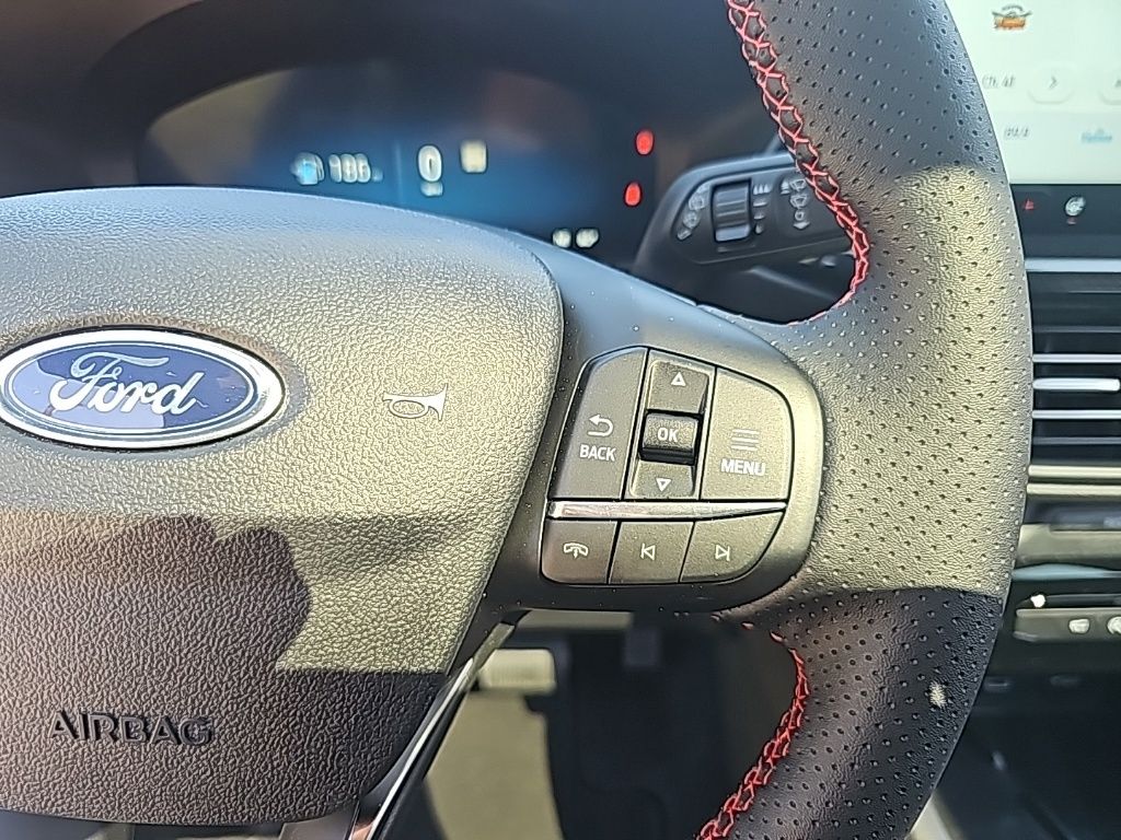 2025 Ford Escape ST-Line Select photo 24