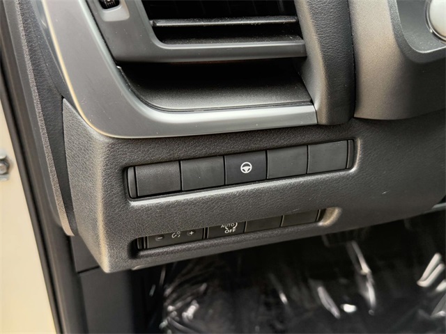 2023 Nissan Rogue SV photo 30