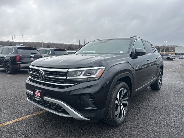 2022 Volkswagen Atlas Cross Sport SEL's photo