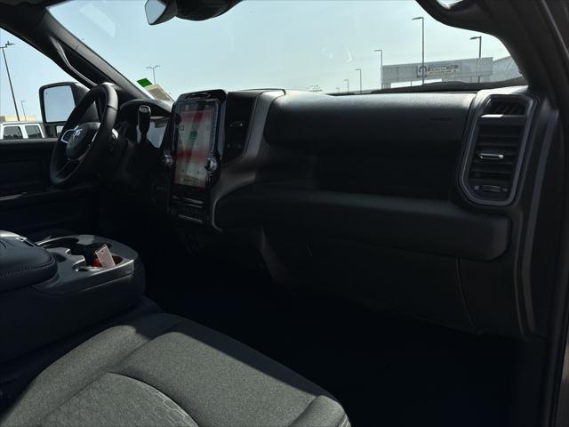 2025 Ram 2500 Tradesman photo 26