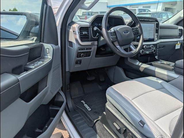2023 Ford F-150 XLT photo 6