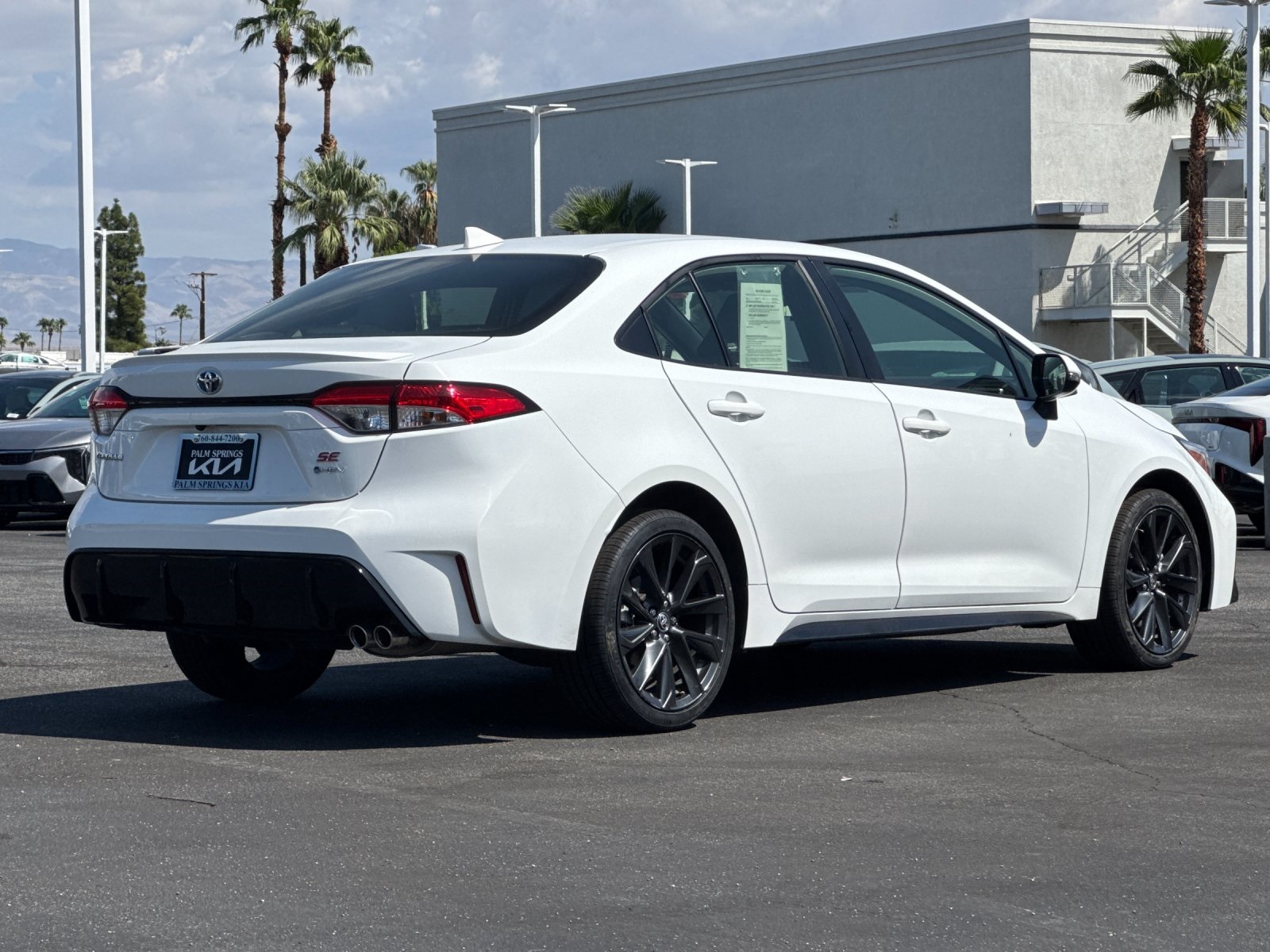 2025 Toyota Corolla Hybrid SE photo 3